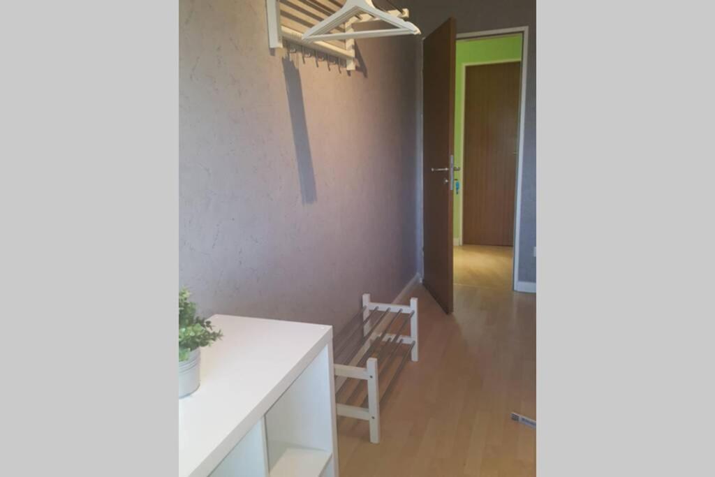 1 A Ferienwohnung Modern Duisburg Exterior foto